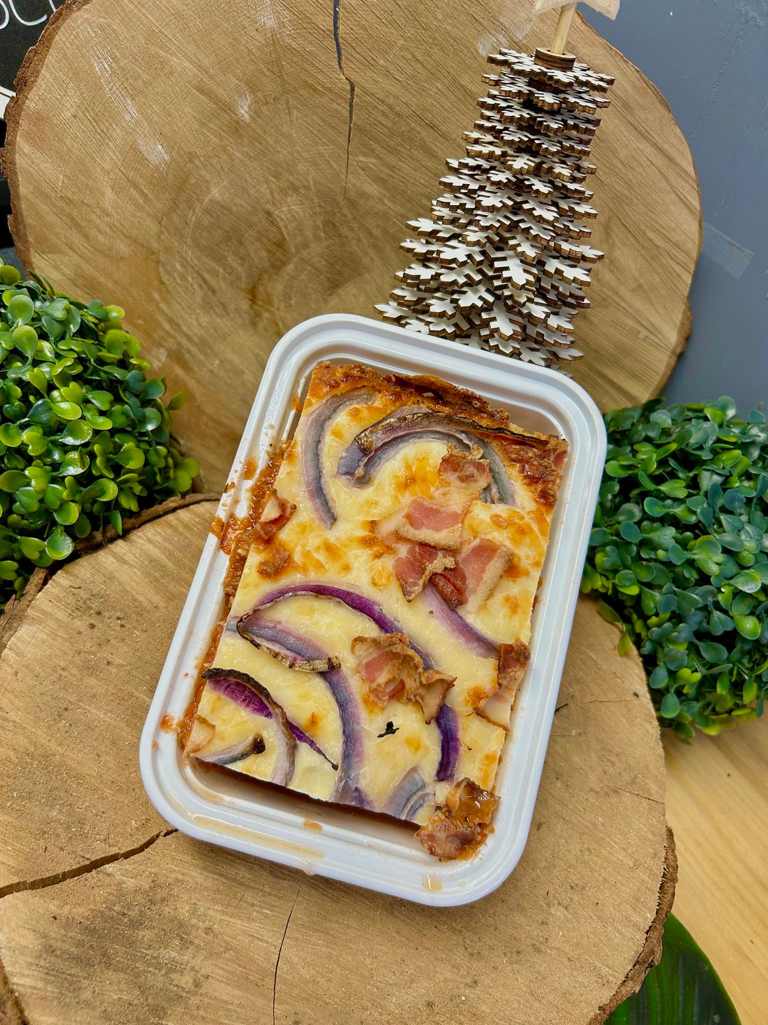 No photo description available.