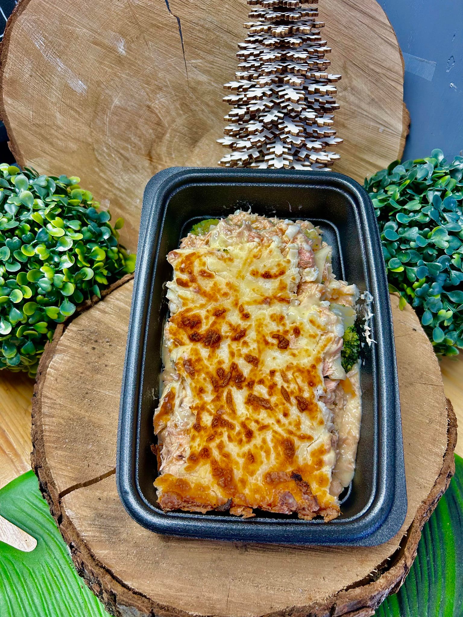 No photo description available.